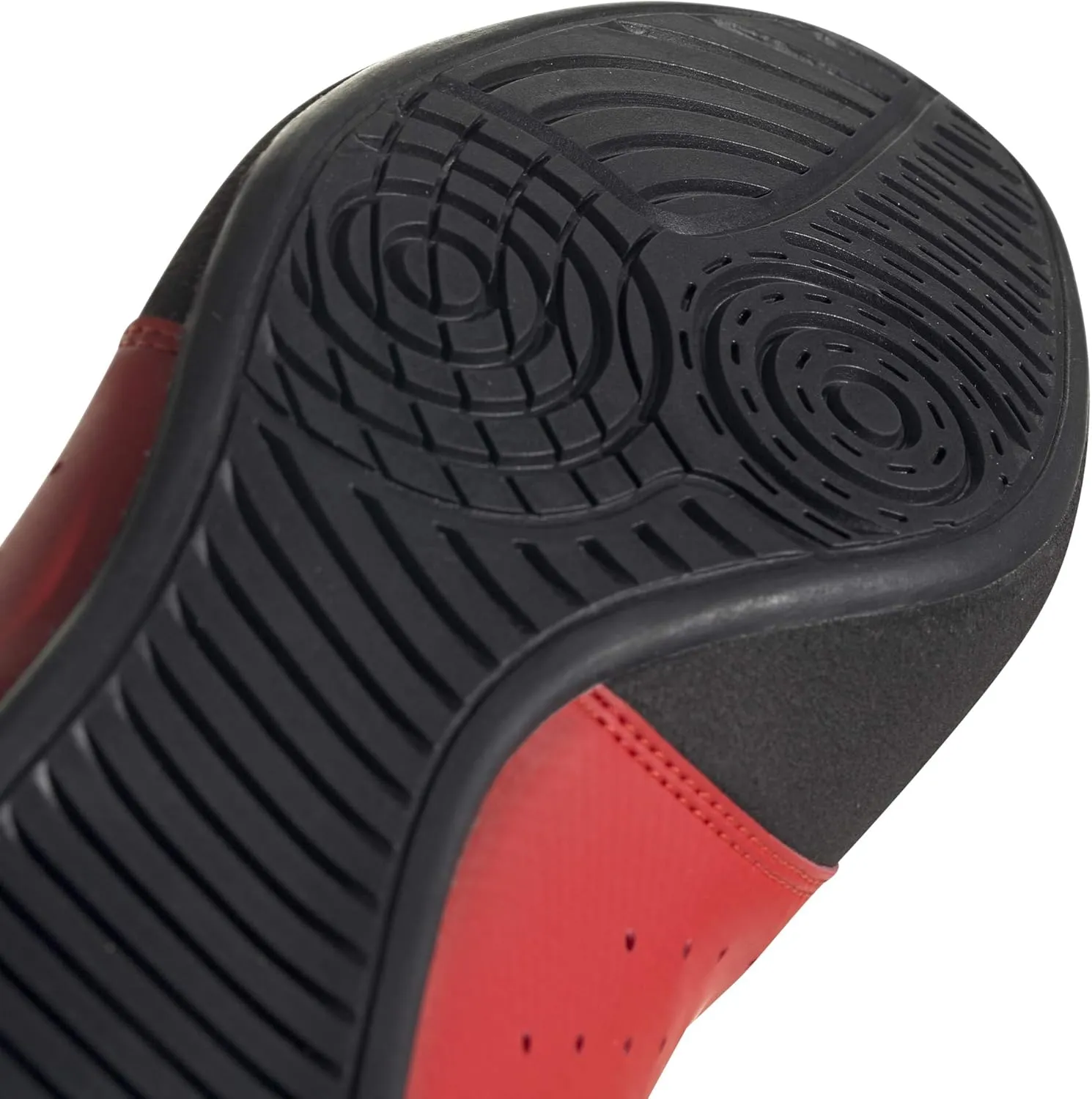 adidas Men's Mat Hog 2.0 Sneaker