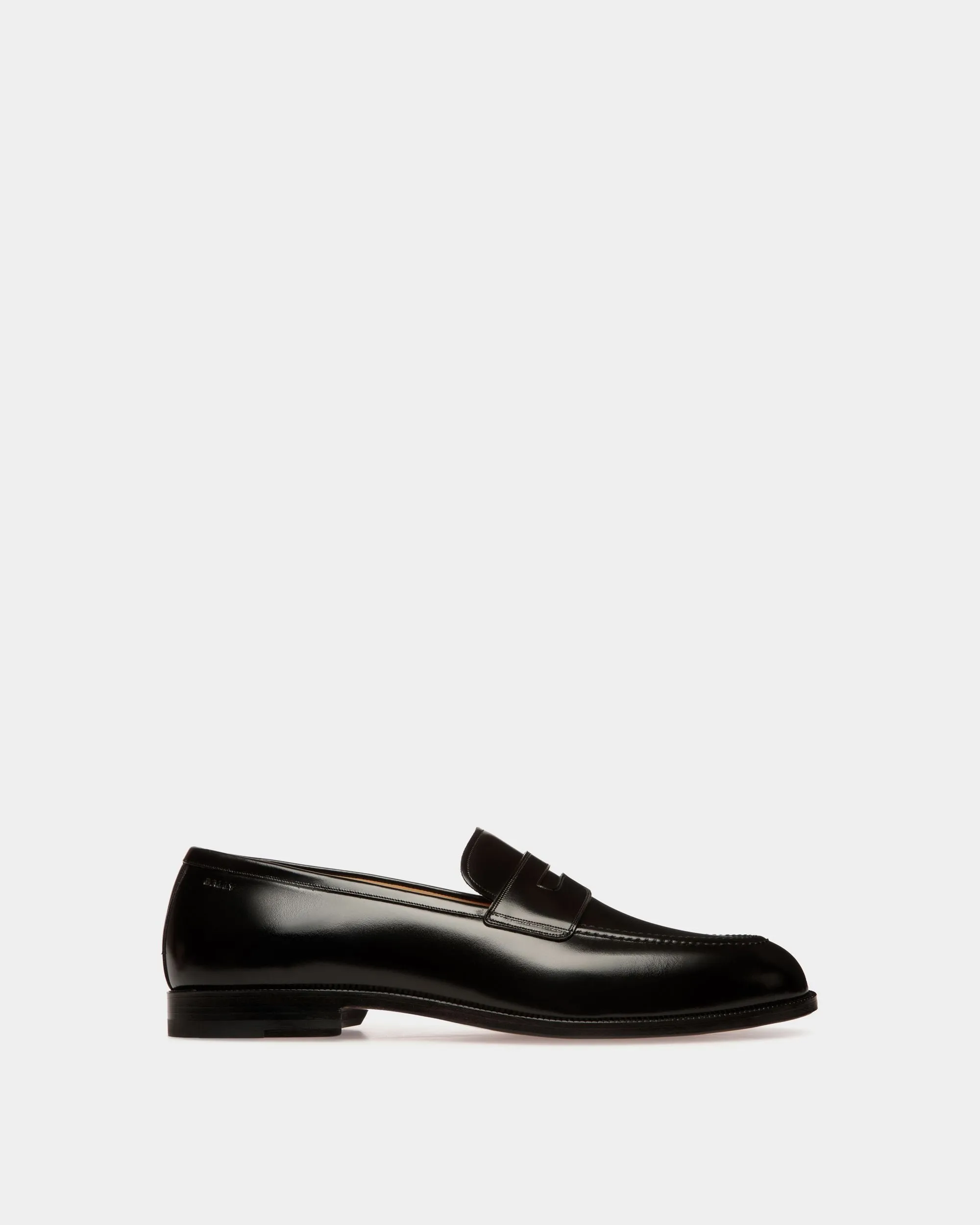 Carl Loafer in Black Leather