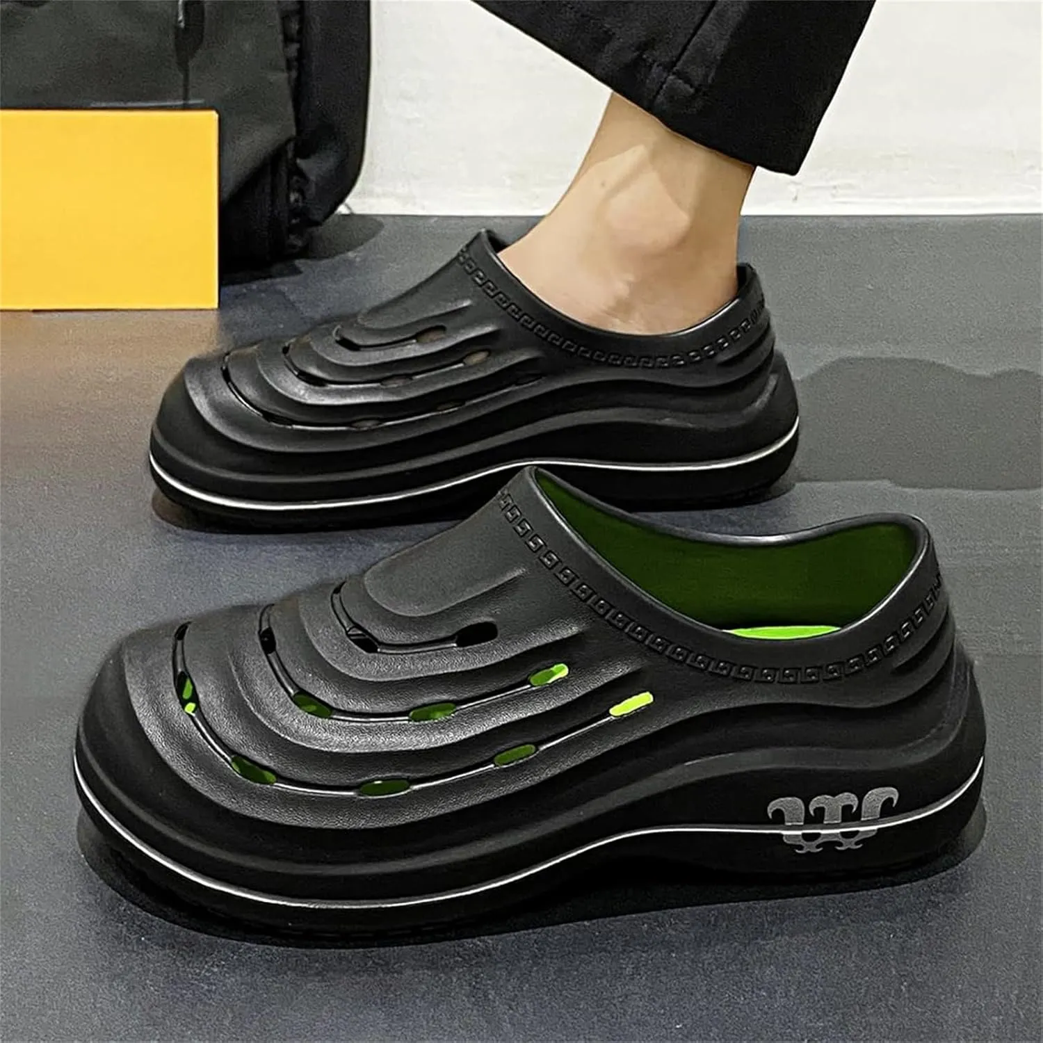 Chef Shoes for Men and Women Slip-Resistant Nursing Shoes Nurse Loafers Kitchen Restaurant Work Comfortable Lightweight & Waterproof Zapatos de Chef Clogs for Women