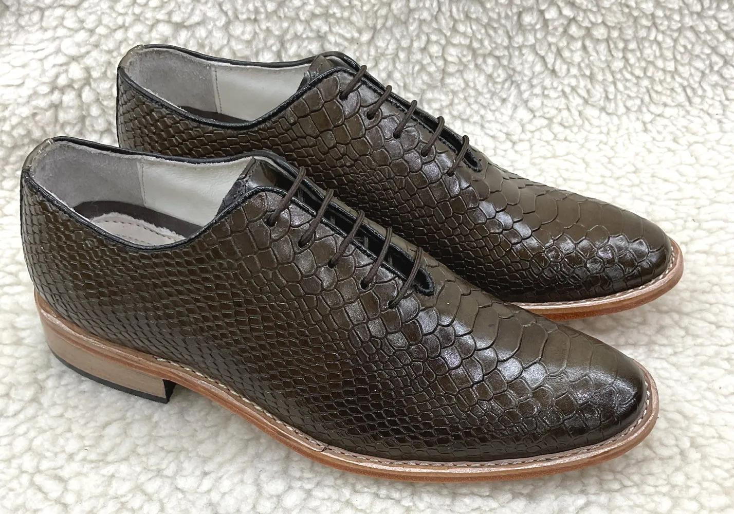 Cobra Embossed Green leather