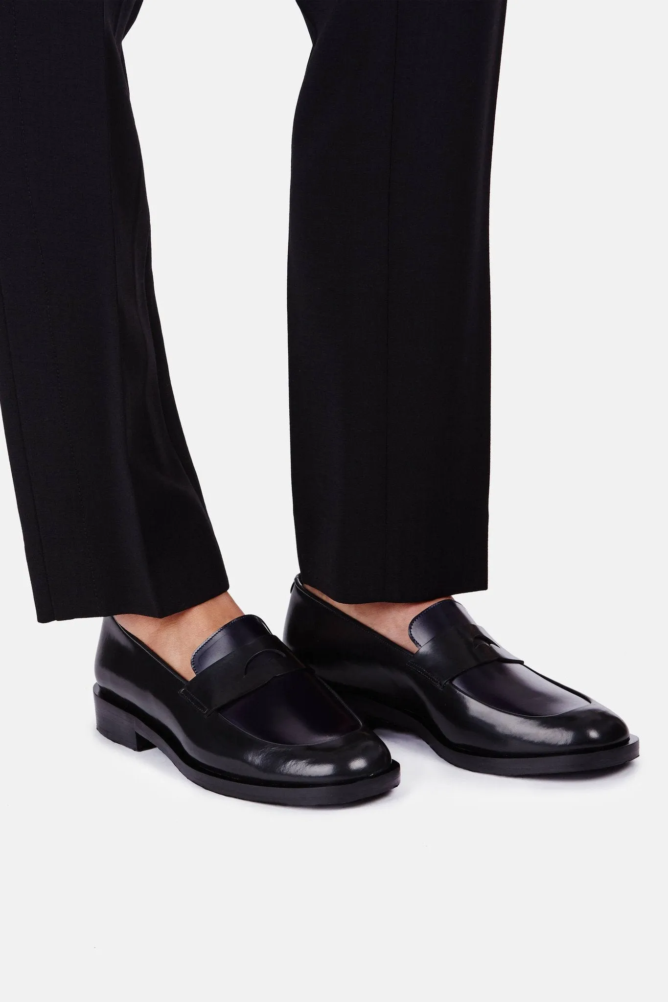 Emocj Loafer - Black/Navy