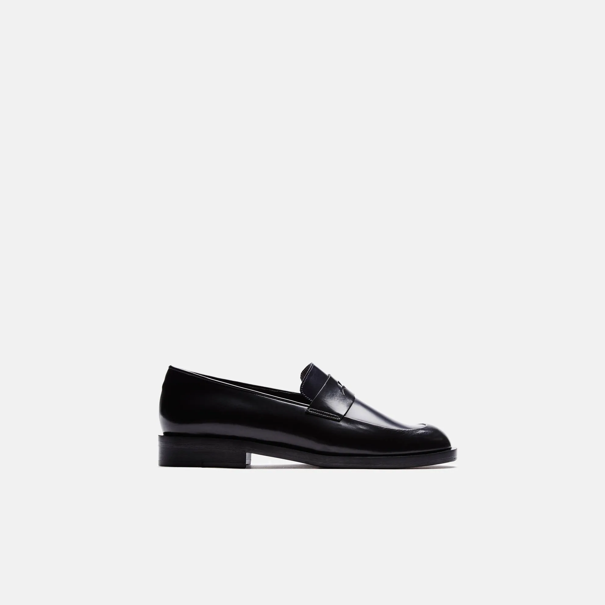 Emocj Loafer - Black/Navy