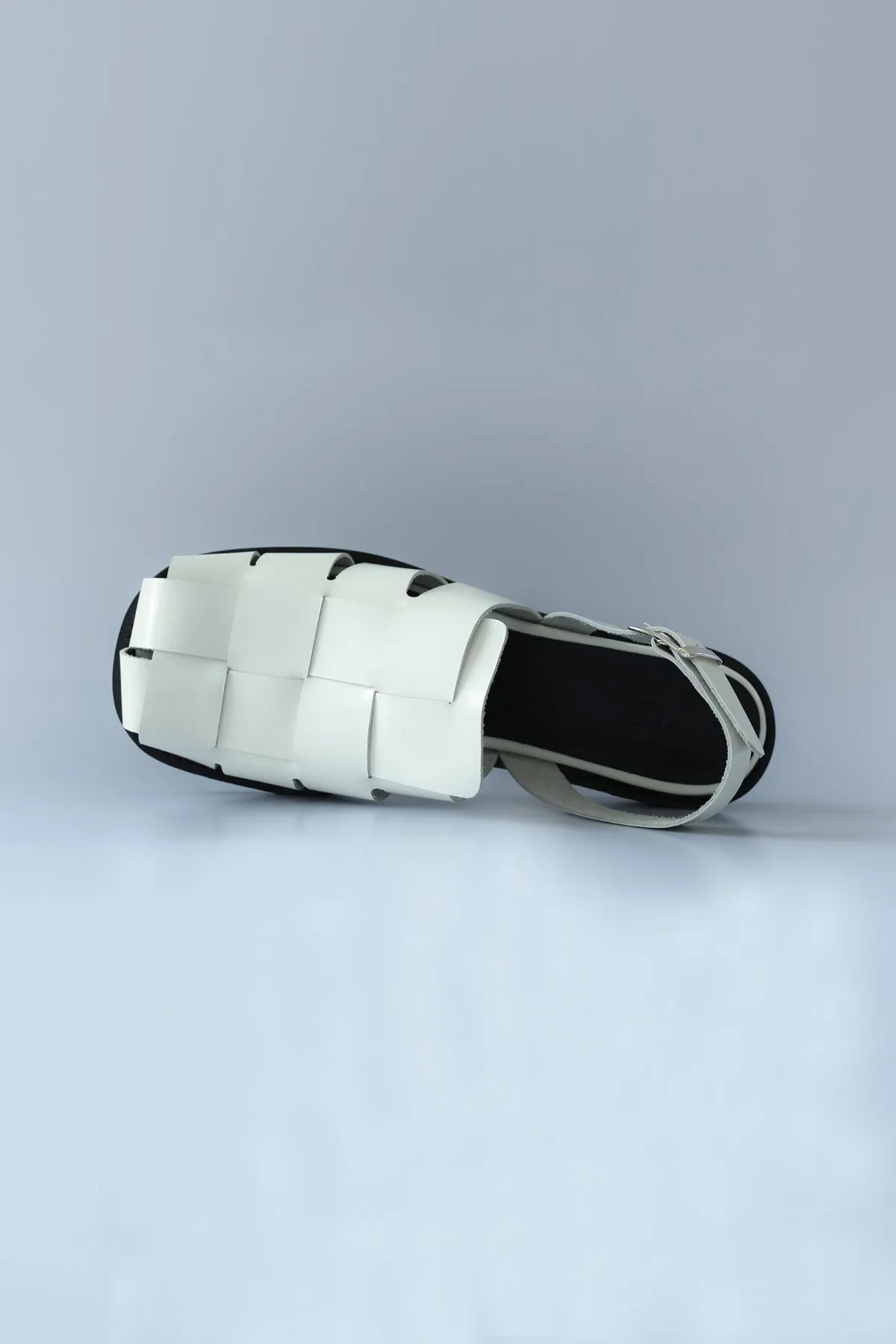 Fast dispatch Outstanding value IVORY CUBE - SANDAL