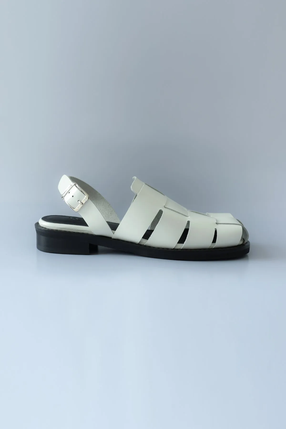 Fast dispatch Outstanding value IVORY CUBE - SANDAL