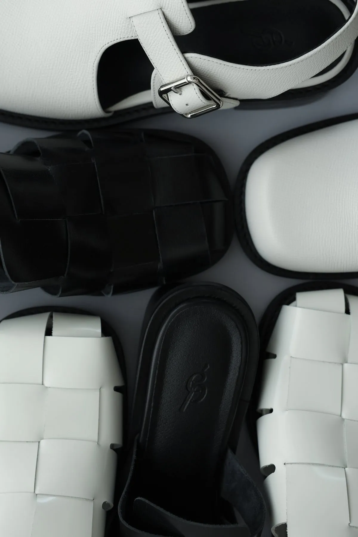 Fast dispatch Outstanding value IVORY CUBE - SANDAL