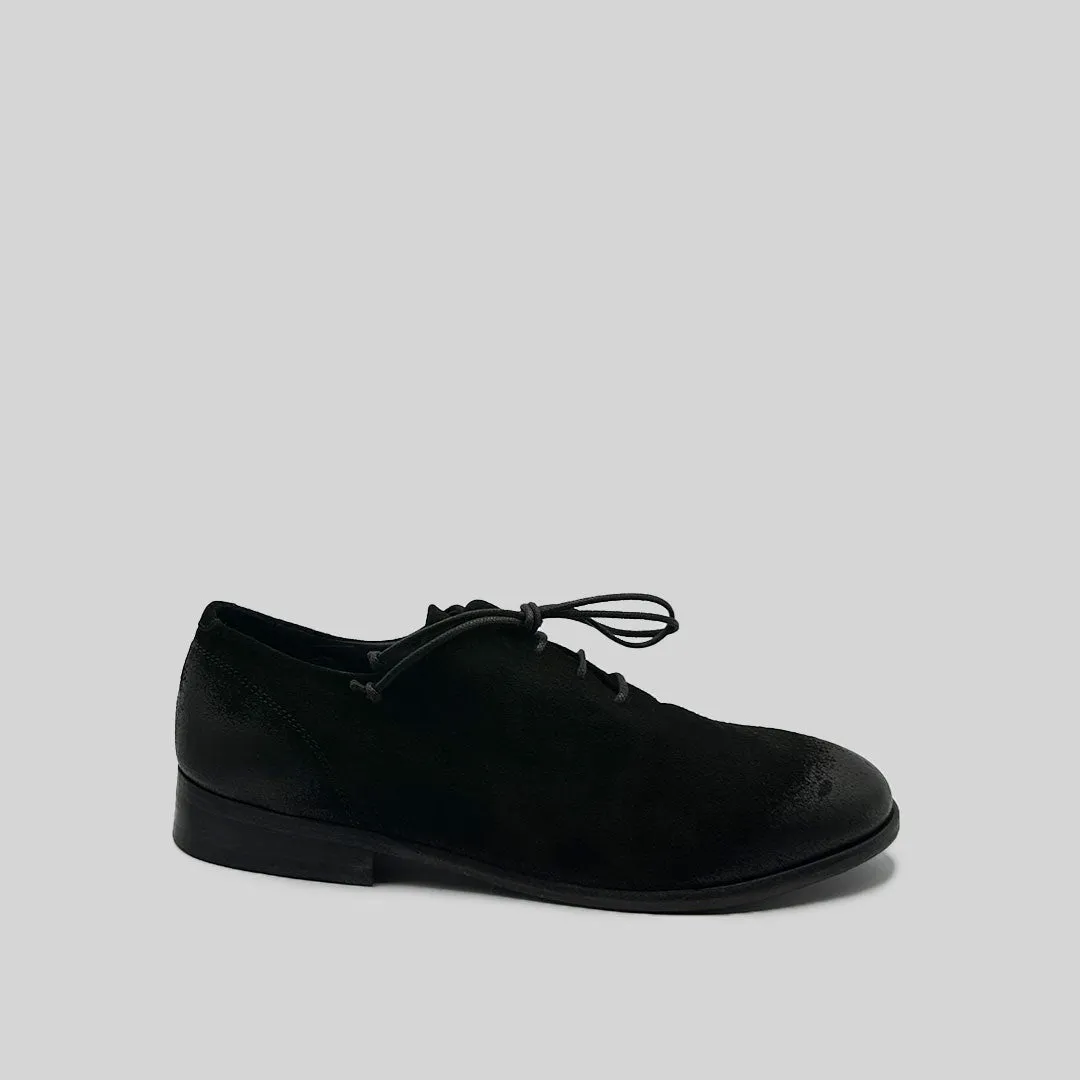 GILLI waxed suede BLACK