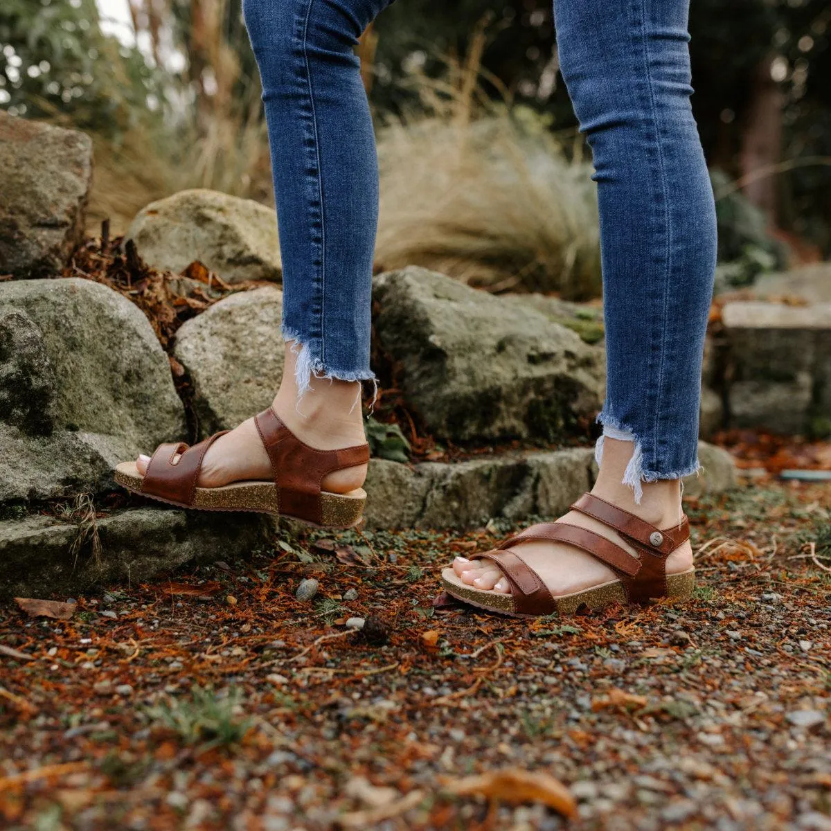 Josef Seibel Tonga 25 Sandal in Camel, White & Red