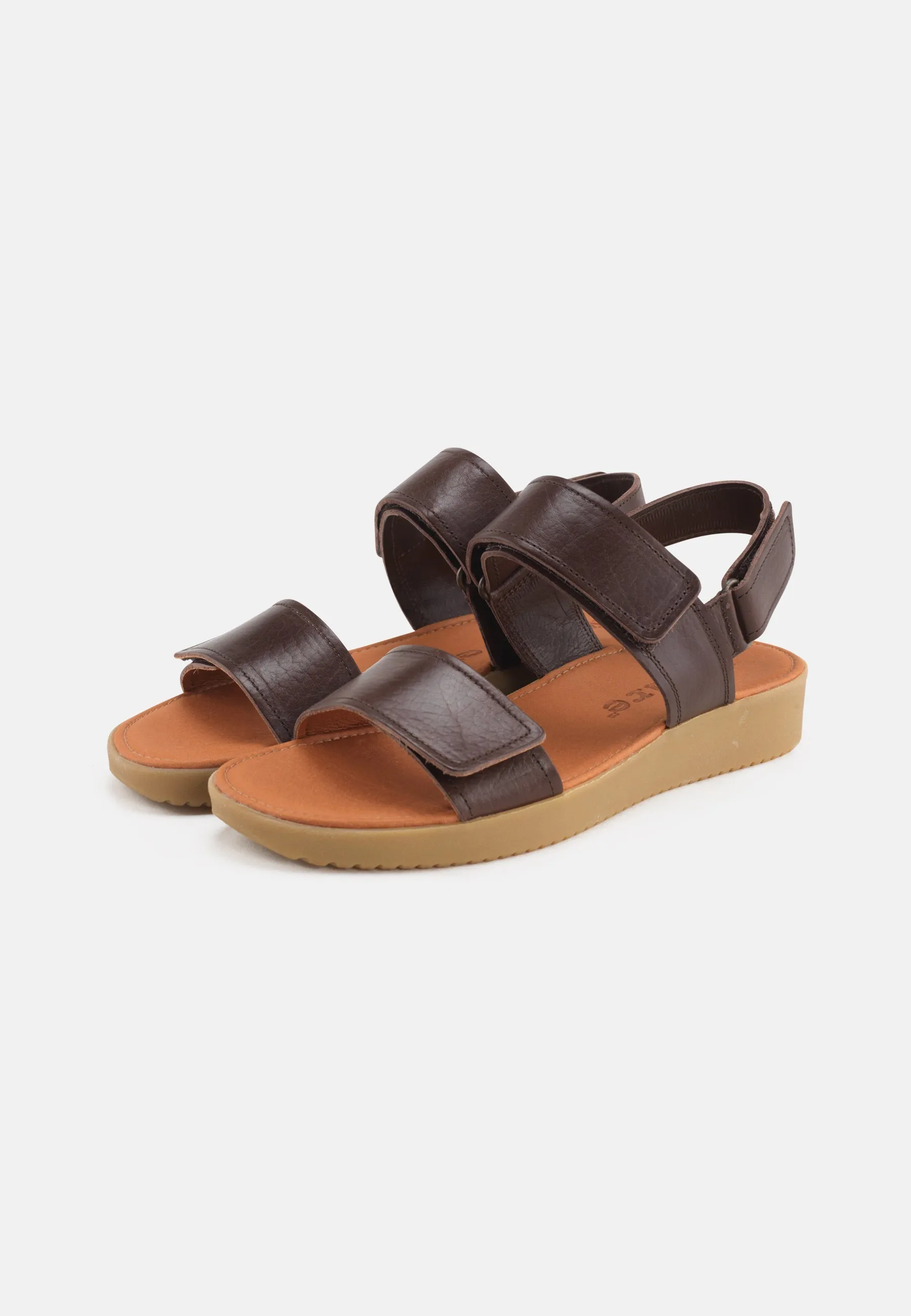 Karen - Chrome Free Leather with Gum Sole