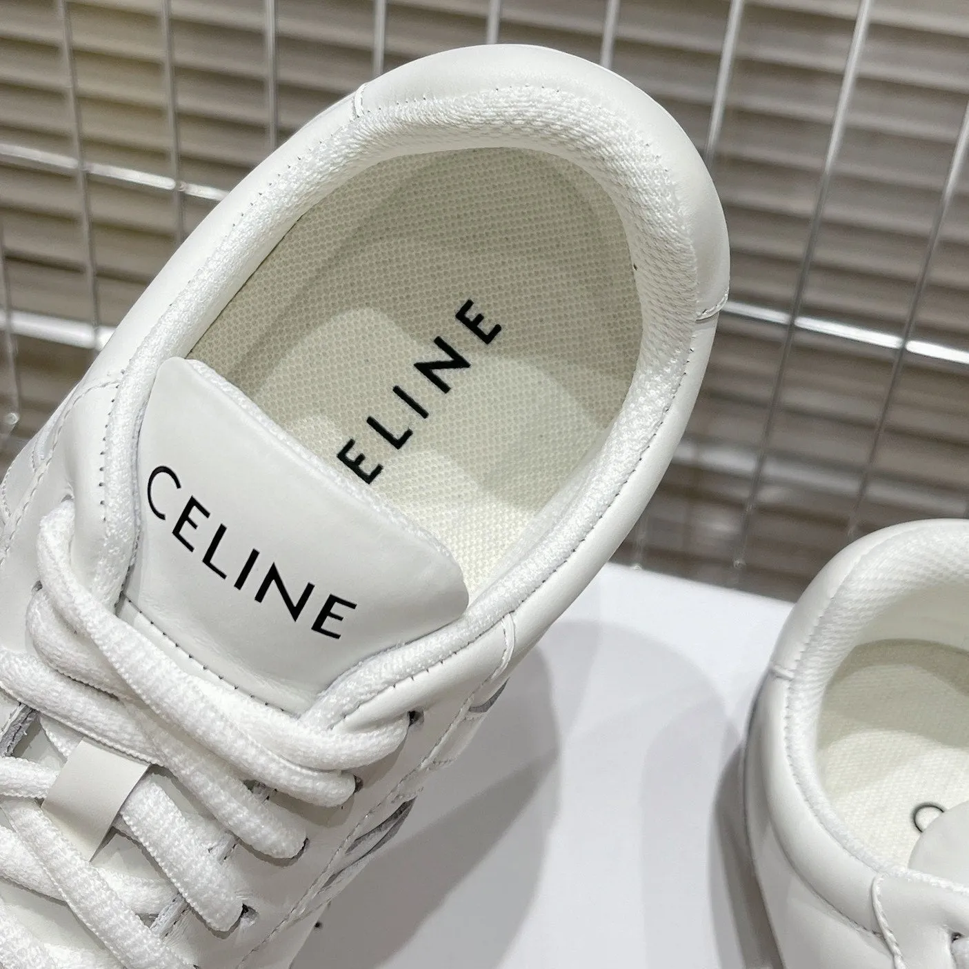 LOW Resilient CALFSKIN Fast-moving sale WHITE Celine SNEAKER LACE-UP IN OPTIC