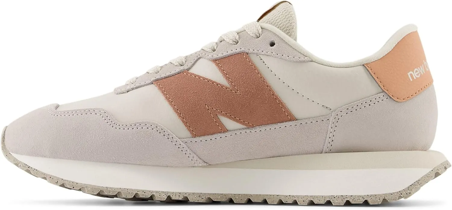New Balance Women's 237 V1 Sneaker, 11.5