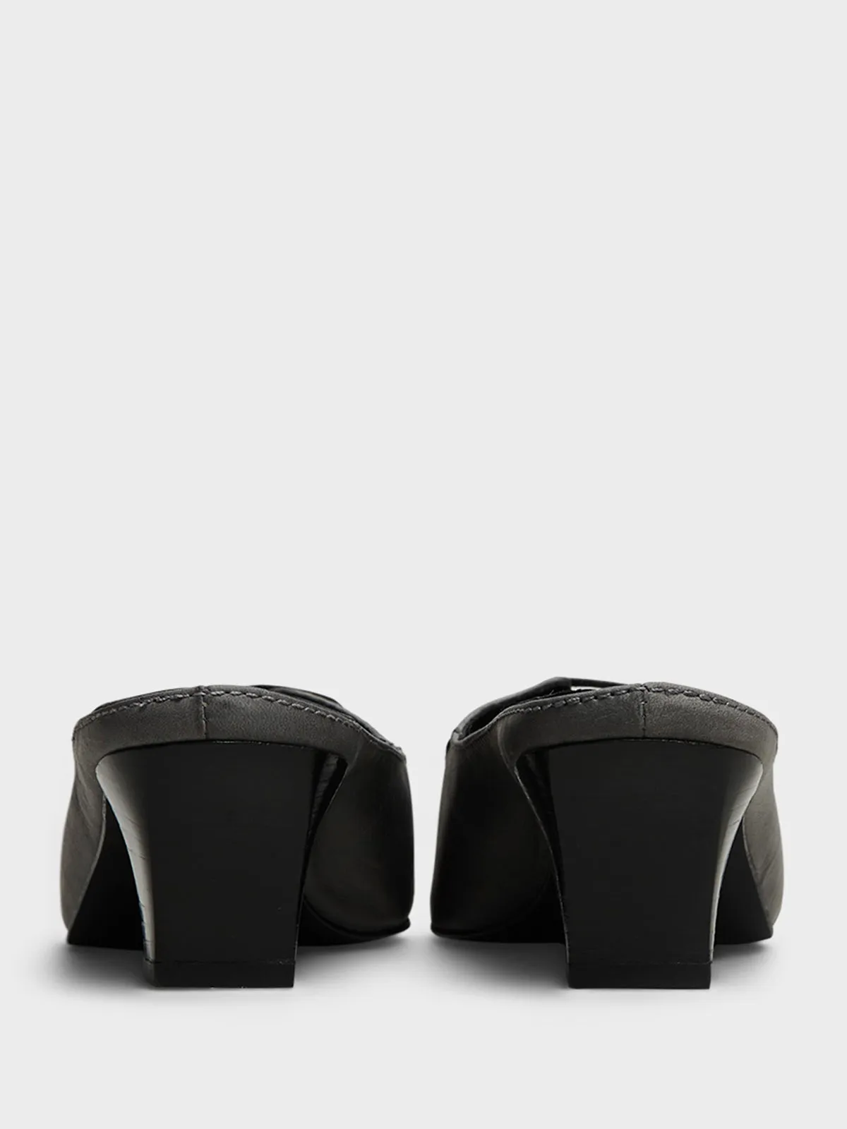 Puy Shoes in Grey