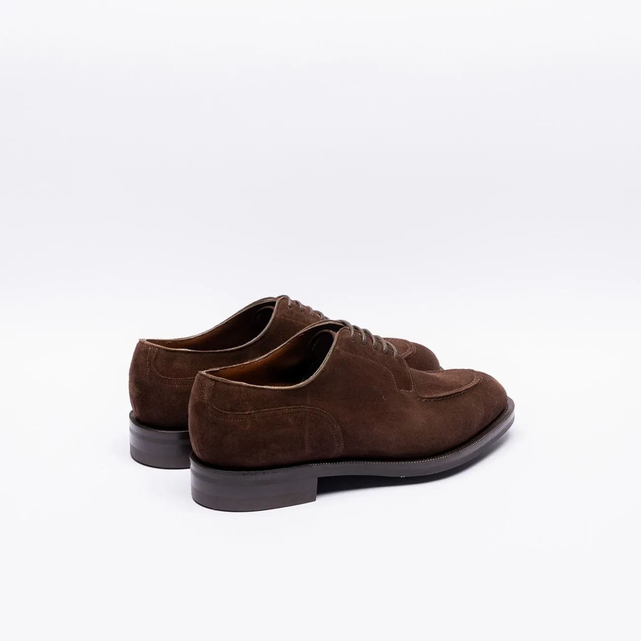 Stringata derby Edward Green Dover in camoscio marrone (Mink suede)