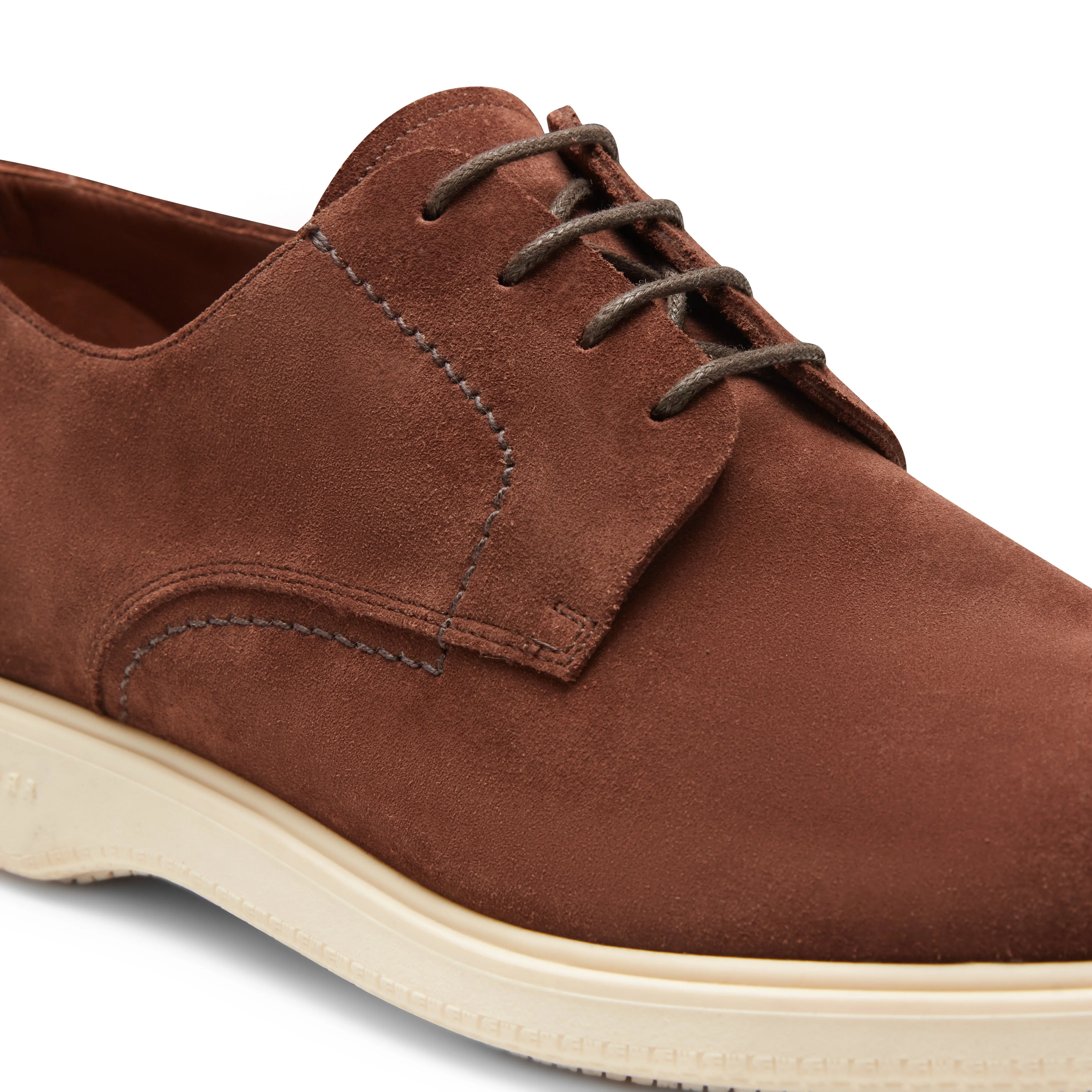 Stringata Derby in suede