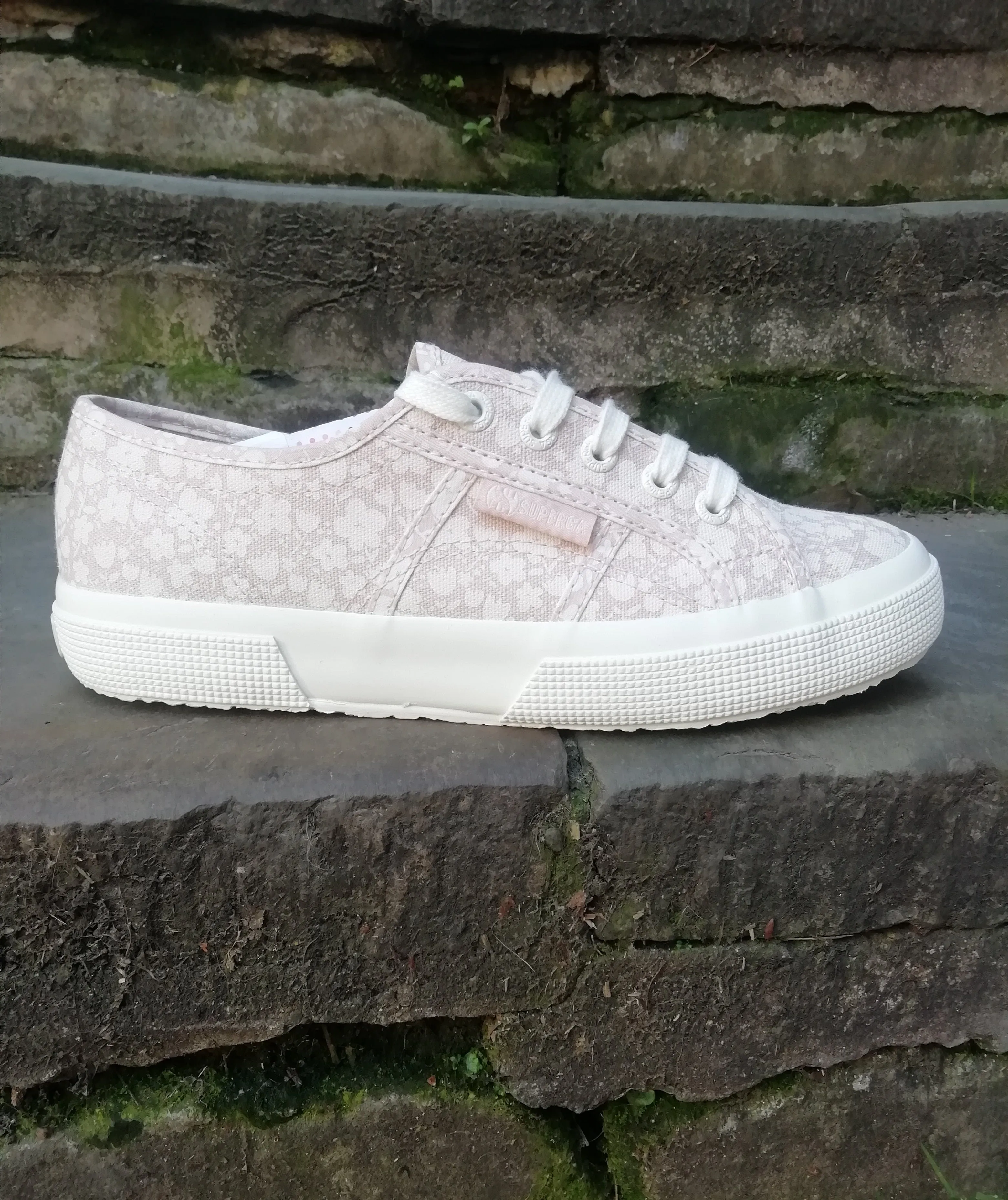 Superga Cotu White Avorio Pink Skin. Only size 3 left.