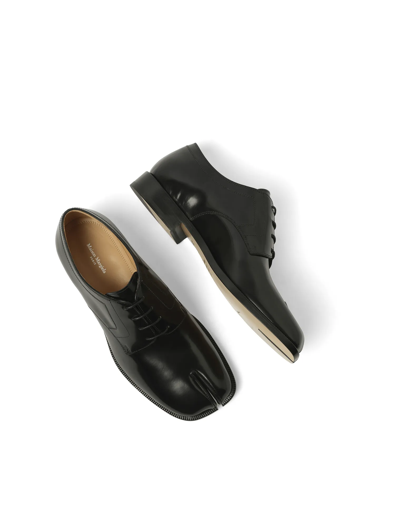Tabi Lace-Ups Derbies in Black