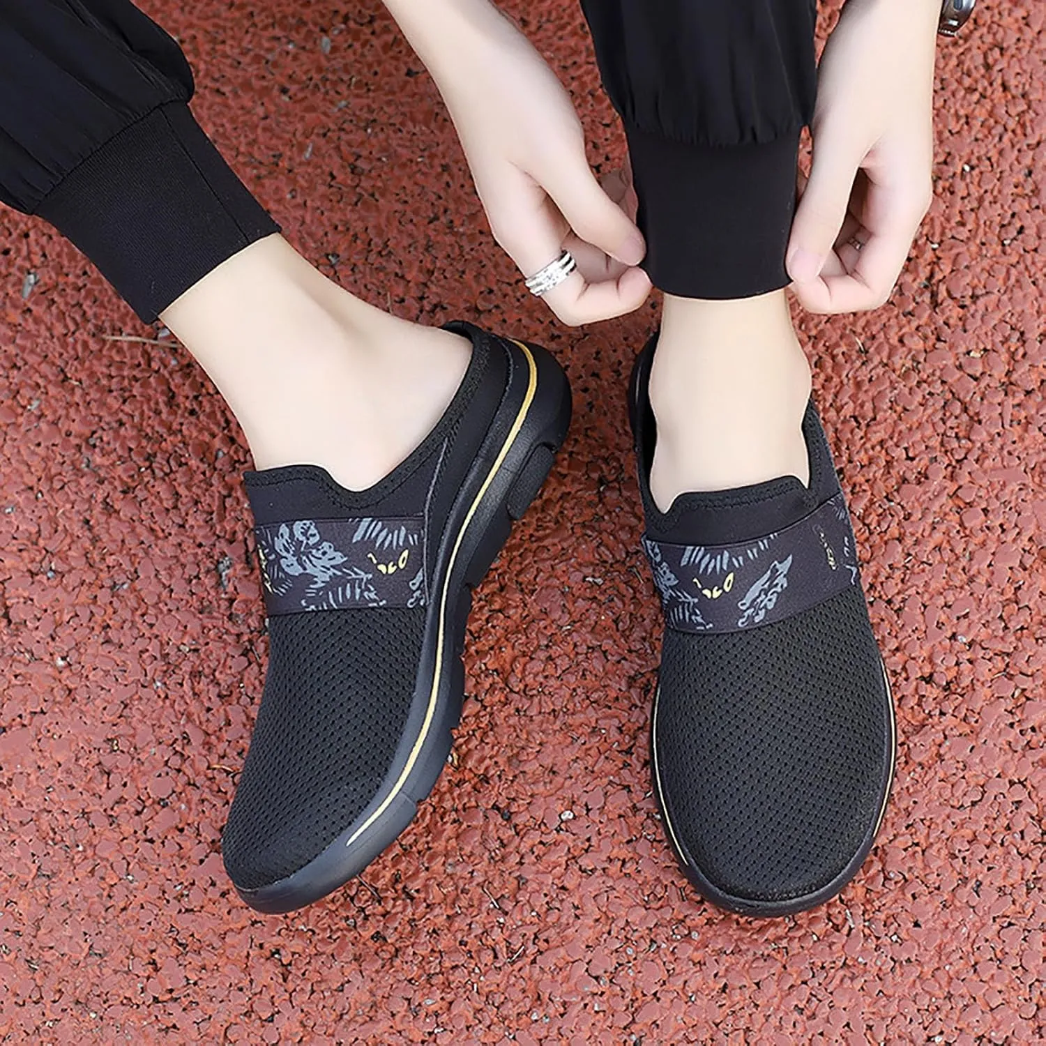 Womens Breathable Mesh Walking Mules Sneakers Mens Dress Shoes Arch Support Men Shoes Casual Dress Sneakers Slip On Tennis Shoe Loafers Casual Slip On